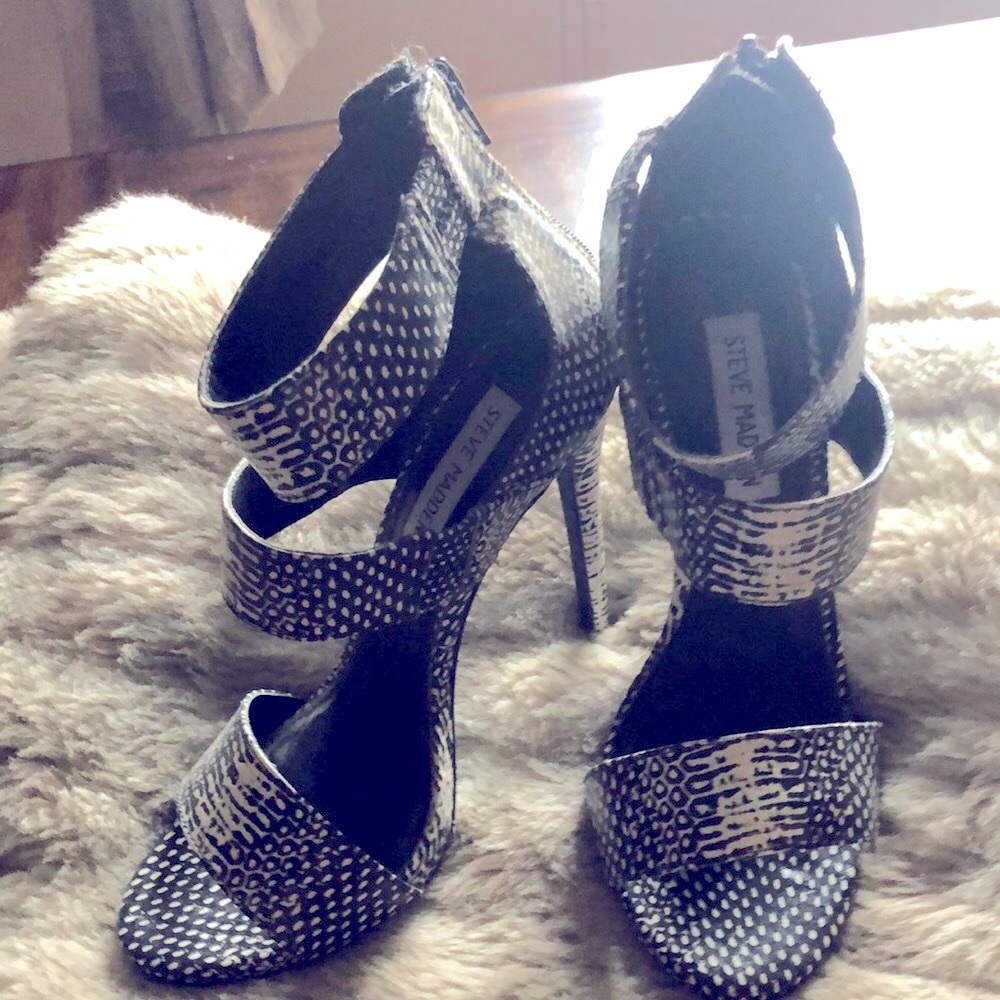 Steve Madden pumps 7.5 worn once